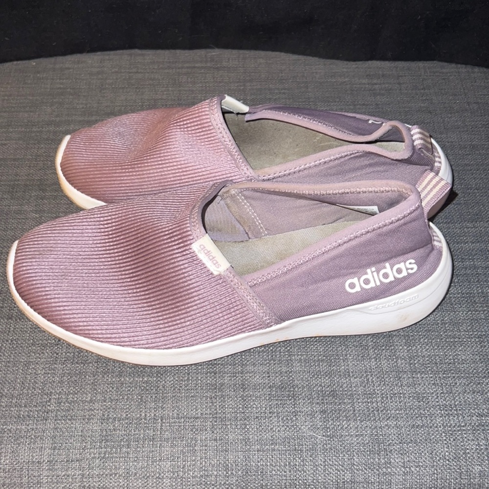 Adidas womens cloud foam shoes